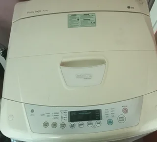 Washing Machine WhatsApp Yo ID, with Cash inhand R5 150.00 LG TOPLOADER 13KG HEAVY DUTY, CASH