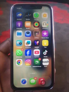 Apple iPhone 12 pro 128gb 5G fantastic condition takes all network