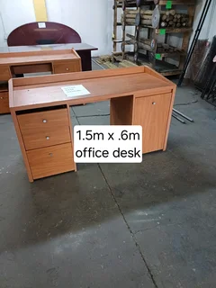 Office Desk 1.5m x 600mm for sale at R450