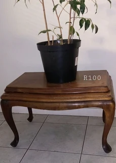 Solid wood, Pine and Sleepwood coffee tables