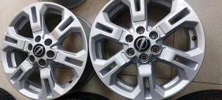 Nissan Navarra silver color