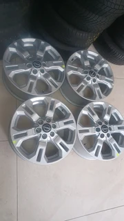 Nissan Navarra silver color