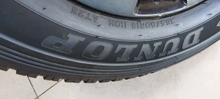 LegendRs fairly used dunlop grandtrek AT25 tyres