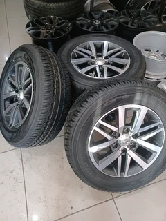 Toyota fortuner or hilux wheels