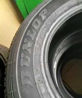 Dunlop grandtrek AT25 265 65 17