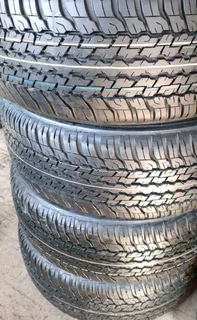 Dunlop grandtrek AT25 265 65 17