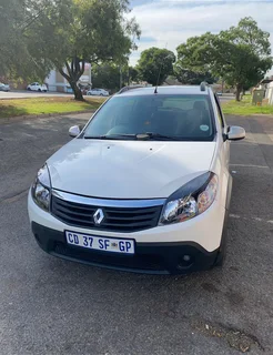 2012 Renault Sandero Hatchback