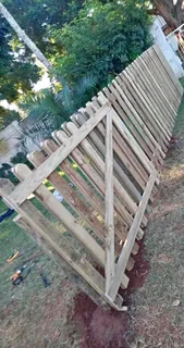 Picket fencing