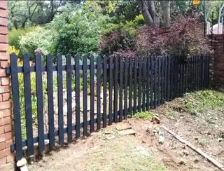 Picket fencing
