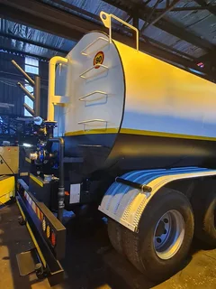 WATER BOWSER TRUCK MANUFACTURER
