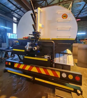 WATER BOWSER TRUCK MANUFACTURER