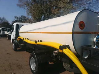 WATER BOWSER TRUCK MANUFACTURER