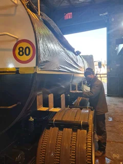 Honey Sucker Truck Manufacturer Septic Sewerage Tank