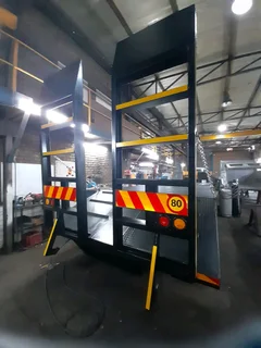 ROLL BACK TRUCK MANUFACTURER TOW TRUCK FLOOR