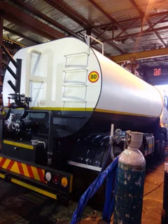WATER BOWSER TRUCK MANUFACTURER WATER TRUCK TANK