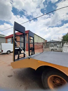 ROLL BACK TRUCKDNUFACTURER TOW TRUCK FLOOR