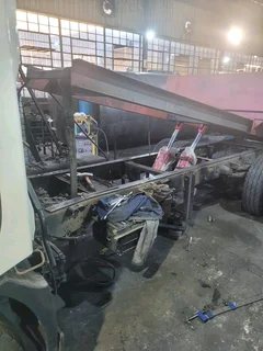 ROLL BACK TRUCKDNUFACTURER TOW TRUCK FLOOR