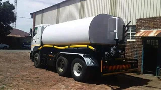 WATER TANKER MANUFACTURER WATER BOWSER TANK
