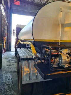 WATER TANKER MANUFACTURER WATER BOWSER TANK