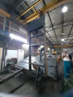 TOW TRUCK MANUFACTURER ROLL BACK TRUCK FLOOR