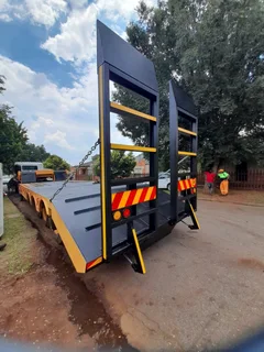 TOW TRUCK MANUFACTURER ROLLBACK TRUCK FLOOR