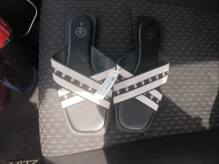 Foschini Sandals (size 5)