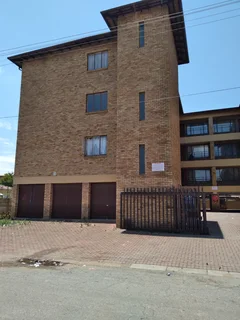 2 bed flat to let