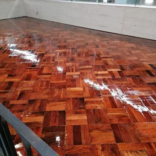 BN WOODEN FLOORING