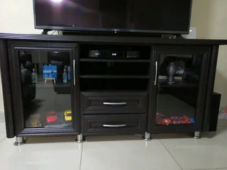 Meranti TV Unit