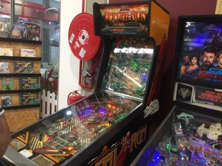 Banzai Run, a collectors title pinball machine, Pat Lawlor design