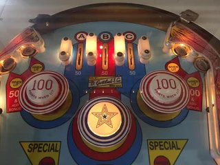 Fast Draw Pinball Machine by Gottlieb, 4 player, available on order