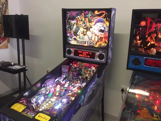 Ghostbusters Premium Pinball Machine manufactured by Stern Pinball