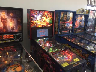 Deadpool Premium Pinball Machine