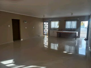 4 Bedroom Outbuilding To Let In Havenside