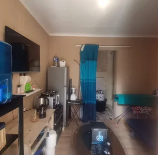 Room Available to Rent in Cosmo City Ext 7