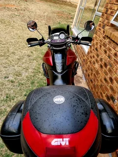 HONDA TRANSALP XL 700CC