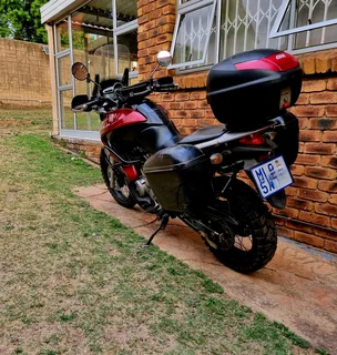 HONDA TRANSALP XL 700CC