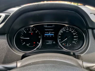 2016 NISSAN X-TRAIL DCI WITH FULL SERVICE HISTORY AT NISSAN AND SPARE KEYS