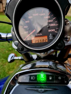 SUZUKI BOULEVARD M50  VZ 800  ONLY 25000 KMS