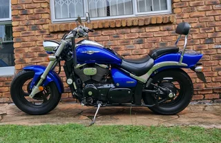 SUZUKI BOULEVARD M50  VZ 800  ONLY 25000 KMS