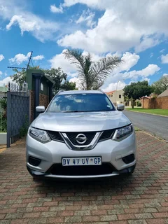 2016 NISSAN X-TRAIL DCI SERVICE HISTORY AND SPARE KEYS