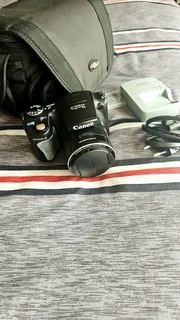 Canon XS500 IS Camera