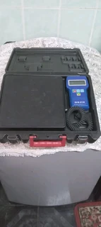 Electronic Programmable Charging Scale.