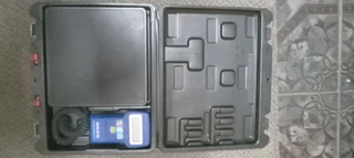 Electronic Programmable Charging Scale.