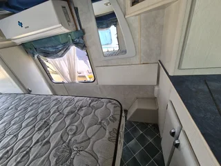 SPRITE SWING 2003 CARAVAN