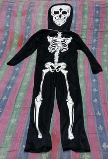 Skeleton costume