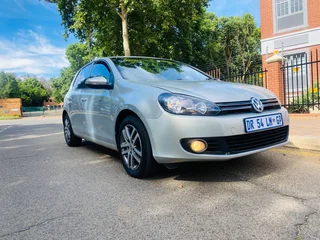 Volkswagen Golf 6 1.4tsi 2011 Model