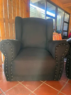3pc black cloth lounge suite
