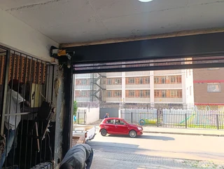 Sleep in/out Thandi Machaka 30yrs is a very hardworking maid,nanny,cook,cleaner