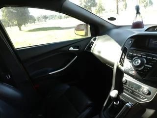 2013 Ford Focus 2l ST Hatchback